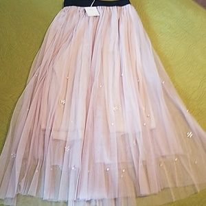 NWT Pleated Tulle Skirt w/Pearls